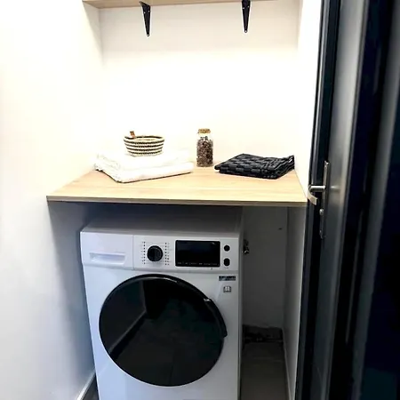 Charme A 70 M² Avec Terrasse